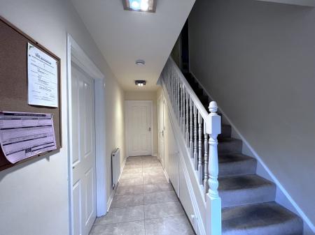 7 bedroom Detached house to let in Galingale View, Newcastle-under-Lyme, ST5