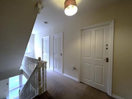 7 bedroom Detached house to let in Galingale View, Newcastle-under-Lyme, ST5