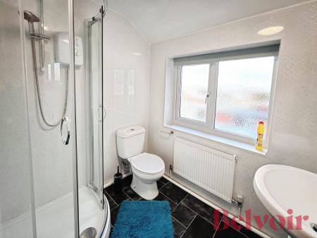 5 bedroom Terraced House to let in High Street, Silverdale, ST5