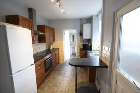 4 bedroom Terraced House to let in King Street, Cross Heath, Newcastle-under-Lyme, ST5