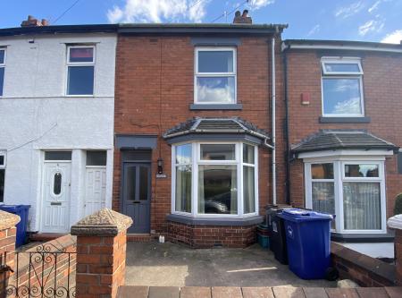 4 bedroom Terraced House to let in King Street, Cross Heath, Newcastle-under-Lyme, ST5