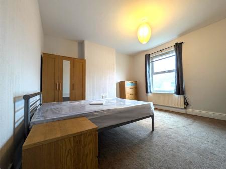 4 bedroom Terraced House to let in King Street, Cross Heath, Newcastle-under-Lyme, ST5