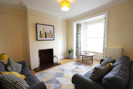 4 bedroom Terraced House to let in Liverpool Road, Newcastle-under-Lyme, ST5