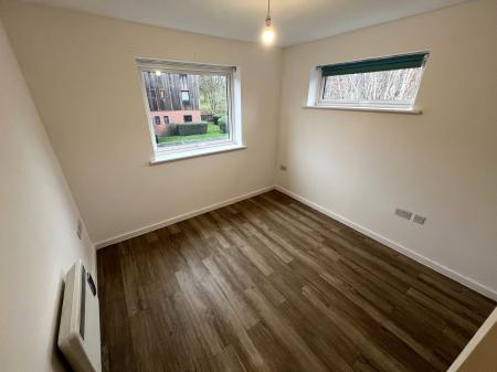 2 bedroom Apartment to let in Penstock Drive, Cliffe Vale, Stoke-on-Trent, ST4