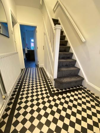 4 bedroom Town house to let in Poplar Grove, Newcastle-under-Lyme, ST5