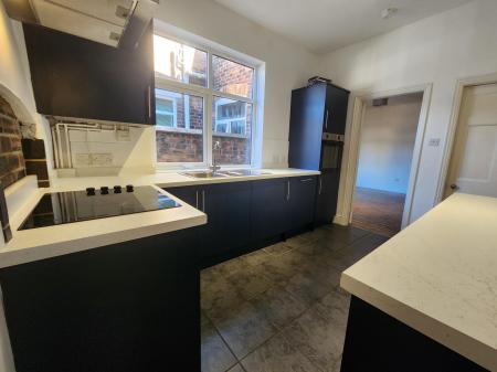 3 bedroom Terraced House to let in Princes Road, Stoke-on-Trent, ST4