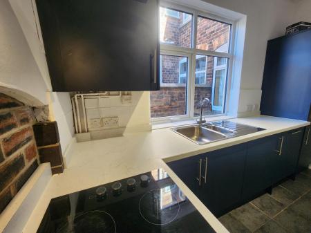 3 bedroom Terraced House to let in Princes Road, Stoke-on-Trent, ST4