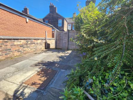3 bedroom Terraced House to let in Princes Road, Stoke-on-Trent, ST4