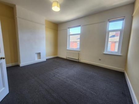 3 bedroom Terraced House to let in Princes Road, Stoke-on-Trent, ST4