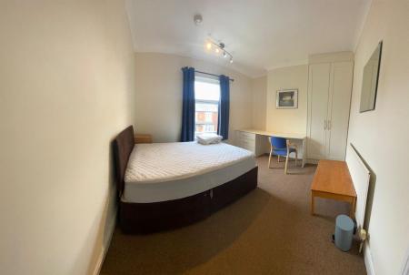 Seabridge Road, Seabridge, Newcastle-under-Lyme, ST5