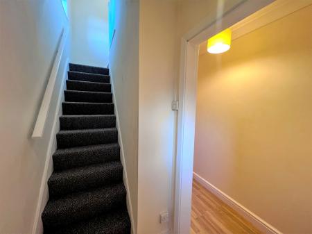 4 bedroom Semi-detached house to let in Orme Road, Newcastle-under-Lyme, ST5
