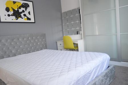 3 bedroom Town house to let in Moran Road, Knutton, ST5