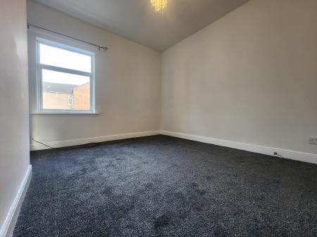 2 bedroom Terraced House to let in Stoke Old Road, Stoke-on-Trent, ST4