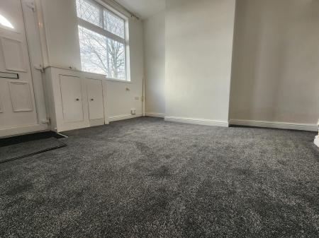 2 bedroom Terraced House to let in Stoke Old Road, Stoke-on-Trent, ST4