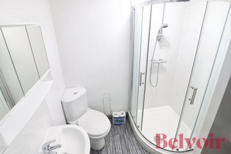 1 bedroom House share to let in London Road, Newcastle-under-Lyme, ST5