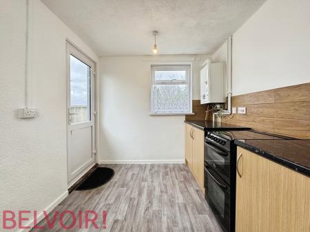 3 bedroom Semi-detached house to let in Cheltenham Grove, Silverdale, ST5