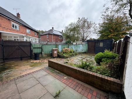 3 bedroom Semi-detached house to let in Oliver Road, Stoke-on-Trent, ST4