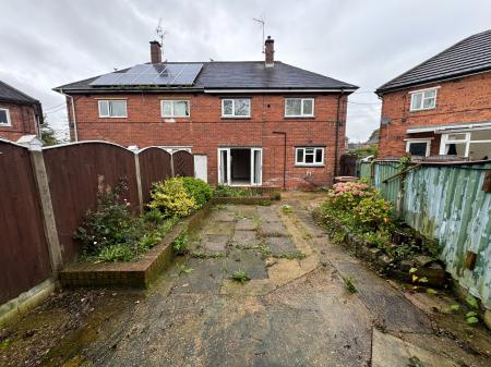3 bedroom Semi-detached house to let in Oliver Road, Stoke-on-Trent, ST4