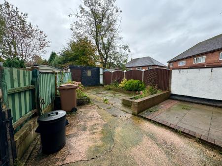 3 bedroom Semi-detached house to let in Oliver Road, Stoke-on-Trent, ST4
