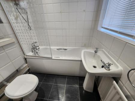 2 bedroom Terraced House to let in Greatbatch Avenue, Penkhull, Stoke-on-Trent, ST4