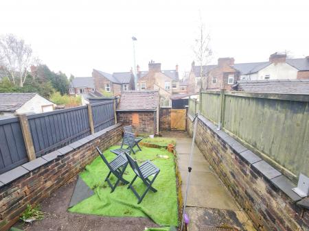 2 bedroom Terraced House to let in Greatbatch Avenue, Penkhull, Stoke-on-Trent, ST4