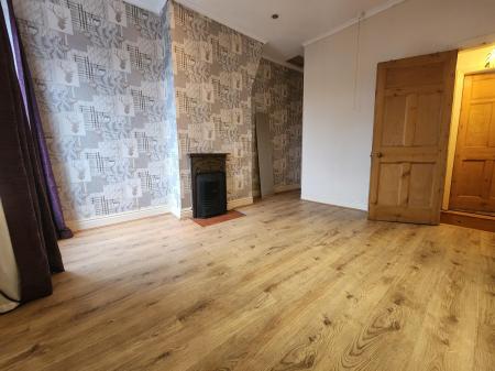 2 bedroom Terraced House to let in Greatbatch Avenue, Penkhull, Stoke-on-Trent, ST4