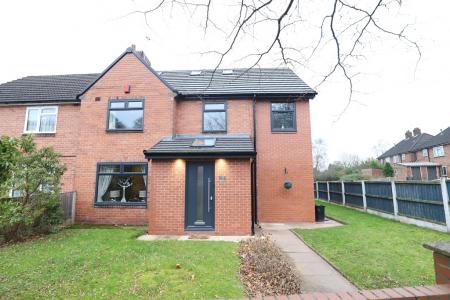 1 bedroom Semi-detached house to let in Underwood Road, Newcastle-under-Lyme, ST5