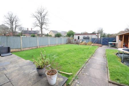 1 bedroom Semi-detached house to let in Underwood Road, Newcastle-under-Lyme, ST5