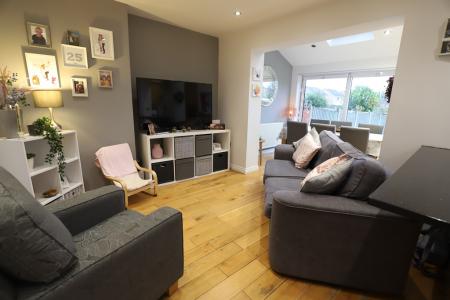1 bedroom Semi-detached house to let in Underwood Road, Newcastle-under-Lyme, ST5