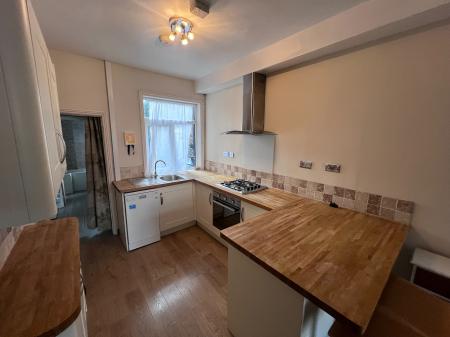 3 bedroom Terraced House to let in Legge Street, Newcastle-under-Lyme, ST5