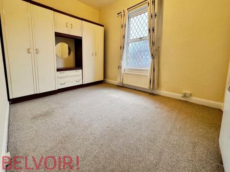 1 bedroom Flat to let in Broad Street, Newcastle-under-Lyme, ST5