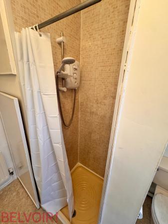 1 bedroom Flat to let in Broad Street, Newcastle-under-Lyme, ST5