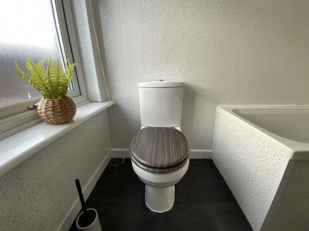 4 bedroom House share to let in Guildford Street,, Stoke-on-Trent, ST4