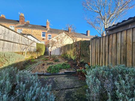 2 bedroom Terraced House to let in Penkville Street, Stoke-on-Trent, ST4