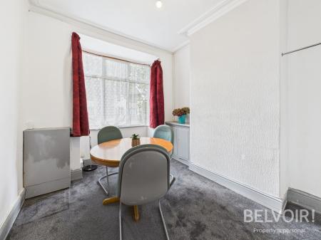 2 bedroom Terraced House for sale in Albert Street, Newcastle Under Lyme, ST5