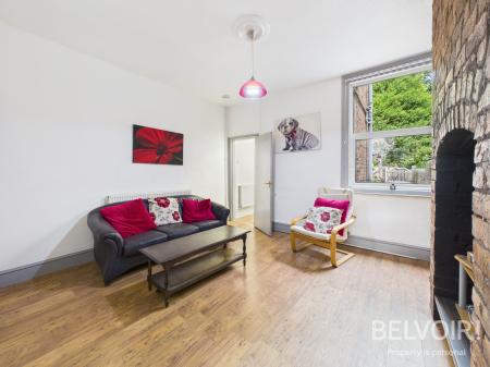 2 bedroom Terraced House for sale in Albert Street, Newcastle Under Lyme, ST5