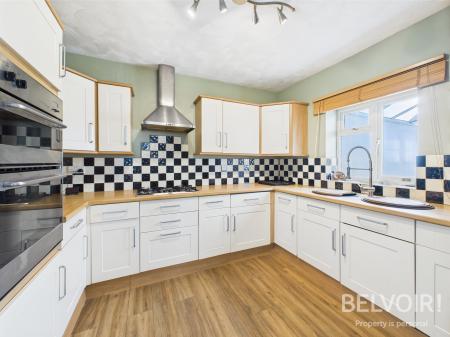 4 bedroom Semi-detached house for sale in Allerton Road, Trentham, Stoke On Trent, ST4