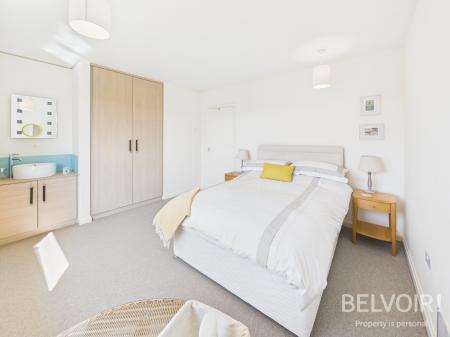 4 bedroom Detached house for sale in Diamond Ridge, Barlaston, ST12