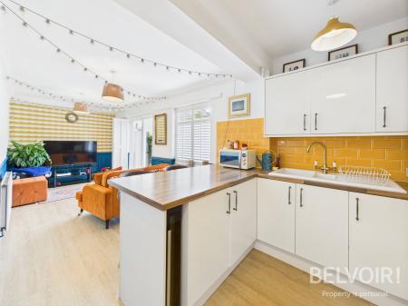 3 bedroom Terraced House for sale in Ingestre Road, Forebridge, Stafford, ST17