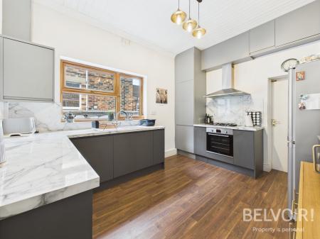 3 bedroom Town house for sale in Liverpool Road, Newcastle Under Lyme, ST5