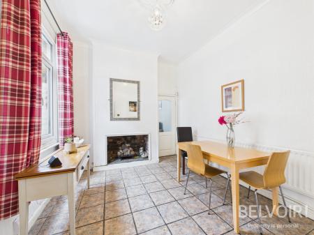 3 bedroom Town house for sale in Liverpool Road, Newcastle Under Lyme, ST5