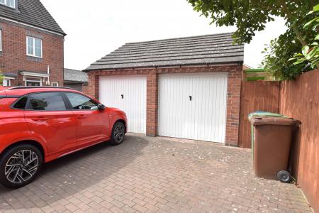 4 bedroom Town house for sale in Marston Grove SSTC, Stafford, ST16