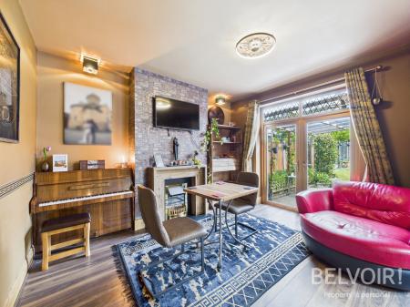 3 bedroom Semi-detached house for sale in Mayfield Place East, Trent Vale, Stoke On Trent, ST4