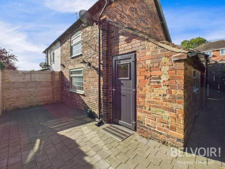 2 bedroom Cottage for sale in Monument Lane, Tittensor, ST12