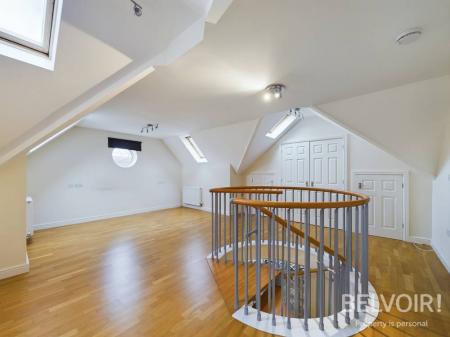 2 bedroom Penthouse for sale in Oulton Road, Stone, ST15