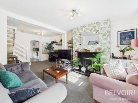 2 bedroom Terraced House for sale in Oulton Road, Stone, ST15