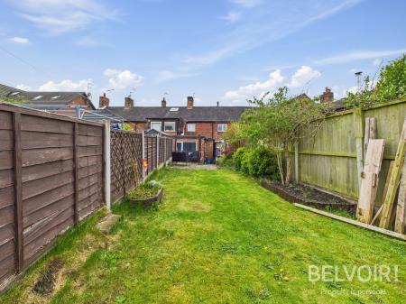 2 bedroom Terraced House for sale in Oulton Road, Stone, ST15