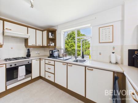 2 bedroom Maisonette for sale in Pike Close, Stafford, ST16