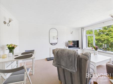 2 bedroom Maisonette for sale in Pike Close, Stafford, ST16