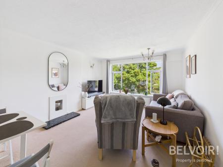 2 bedroom Maisonette for sale in Pike Close, Stafford, ST16